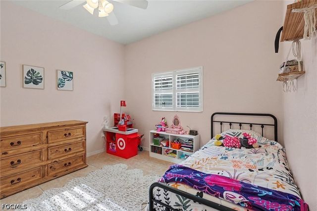 2909 SW 38th ST, Cape Coral, FL 33914