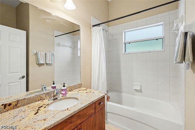 2909 SW 38th ST, Cape Coral, FL 33914