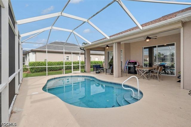 2909 SW 38th ST, Cape Coral, FL 33914