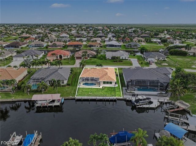2909 SW 38th ST, Cape Coral, FL 33914