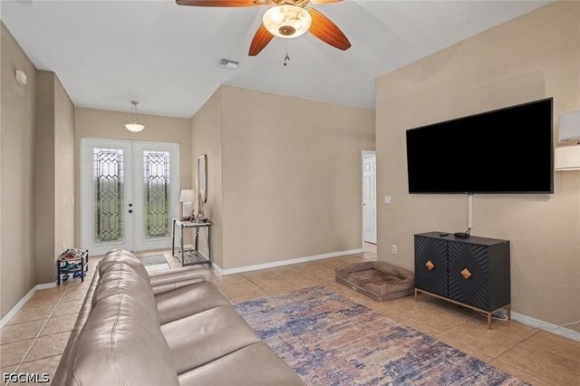 2909 SW 38th ST, Cape Coral, FL 33914