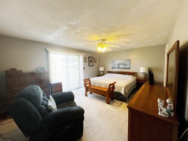 1302 Lewis O Gray Dr 1302, Saugus, MA 01906