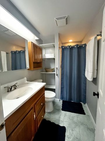 1302 Lewis O Gray Dr 1302, Saugus, MA 01906