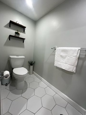 1302 Lewis O Gray Dr 1302, Saugus, MA 01906