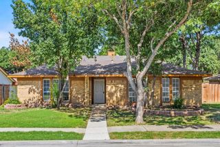 1422 Westwood Drive, Lewisville, TX 75067