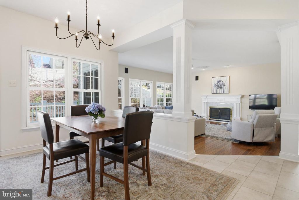 Image 17 of property listing at 110 WESTHOLME LN, Severna Park, MD 21146