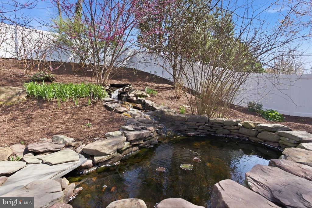 Image 51 of property listing at 110 WESTHOLME LN, Severna Park, MD 21146