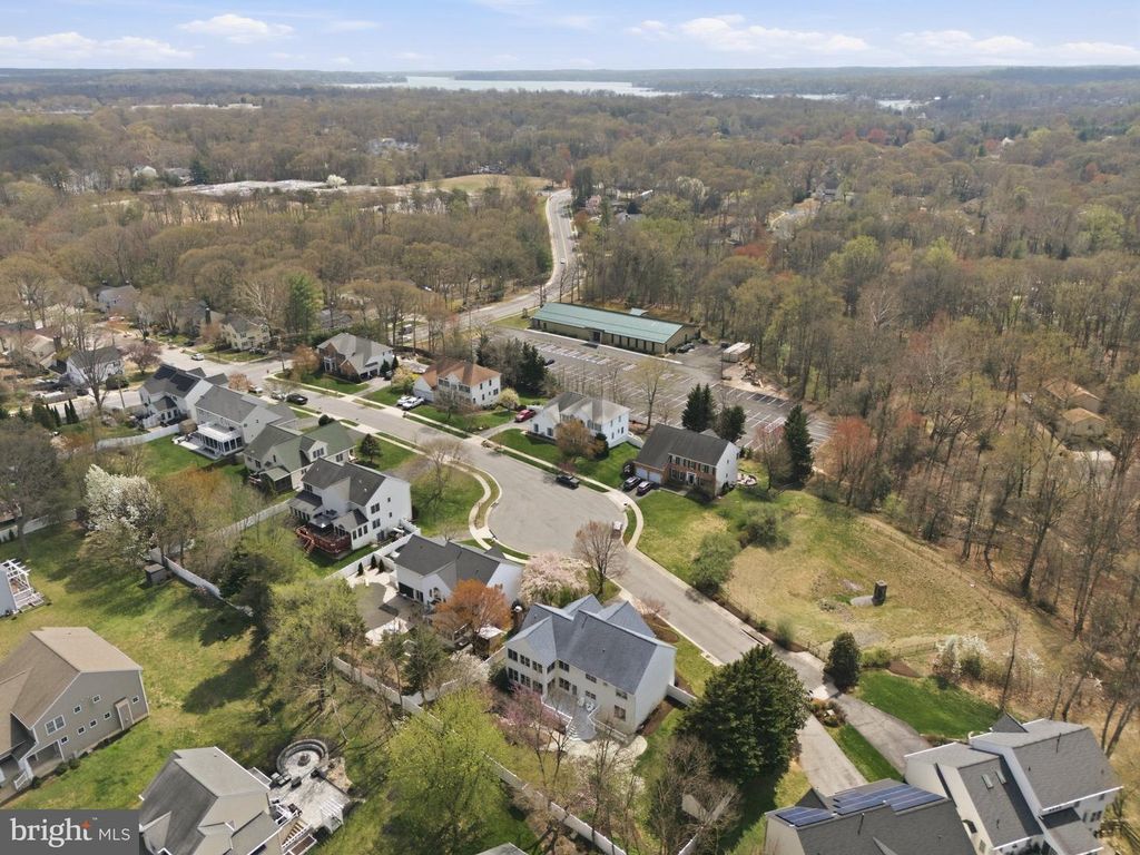 Image 58 of property listing at 110 WESTHOLME LN, Severna Park, MD 21146