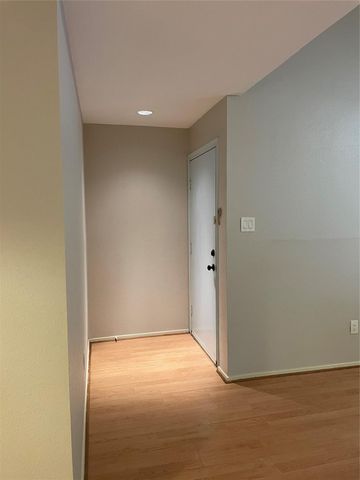 7950 N Stadium Drive 210, Houston, TX 77030