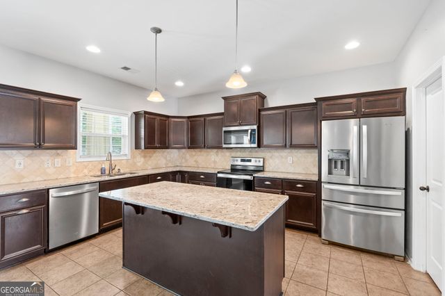 108 Brown Thrasher Lane, Kathleen, GA 31047