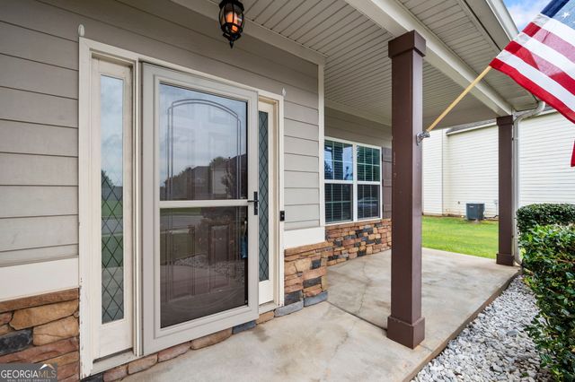 108 Brown Thrasher Lane, Kathleen, GA 31047