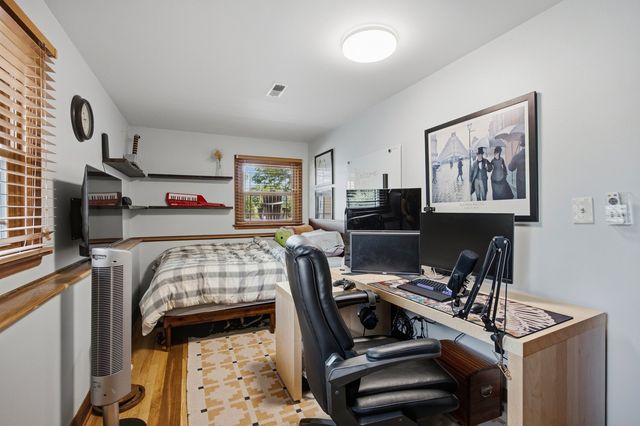 1004 61st Street, Downers Grove, IL 60516