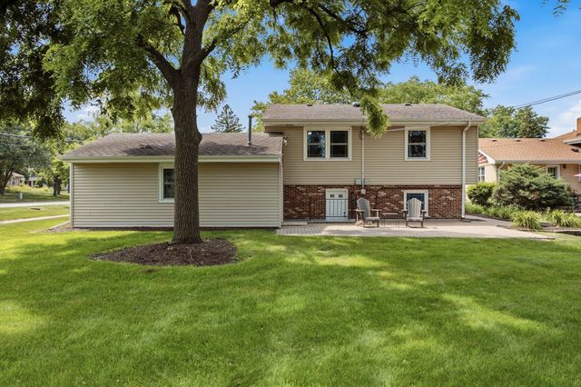 1004 61st Street, Downers Grove, IL 60516
