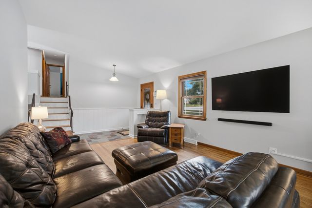 1004 61st Street, Downers Grove, IL 60516