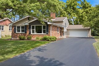 1004 61st Street, Downers Grove, IL 60516