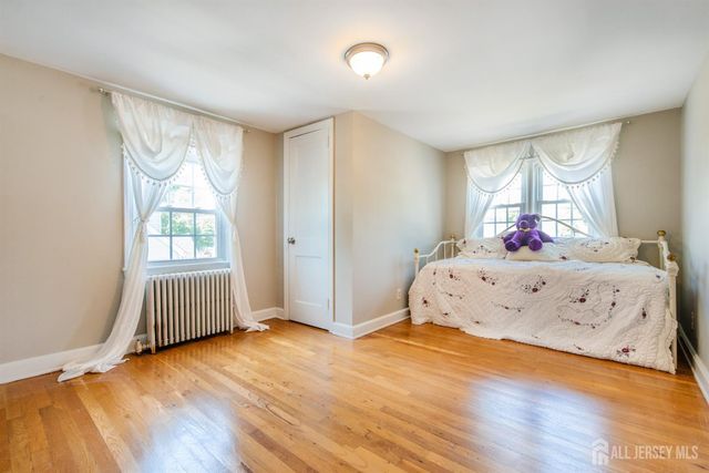 146 Giles Avenue, Middlesex, NJ 08846