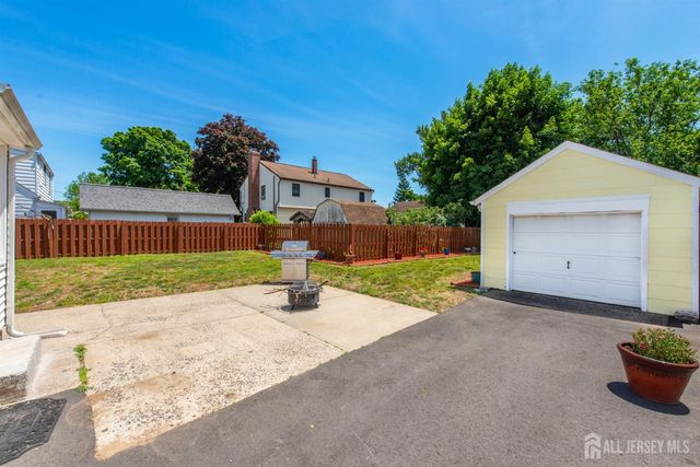 146 Giles Avenue, Middlesex, NJ 08846