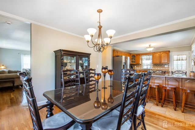 146 Giles Avenue, Middlesex, NJ 08846