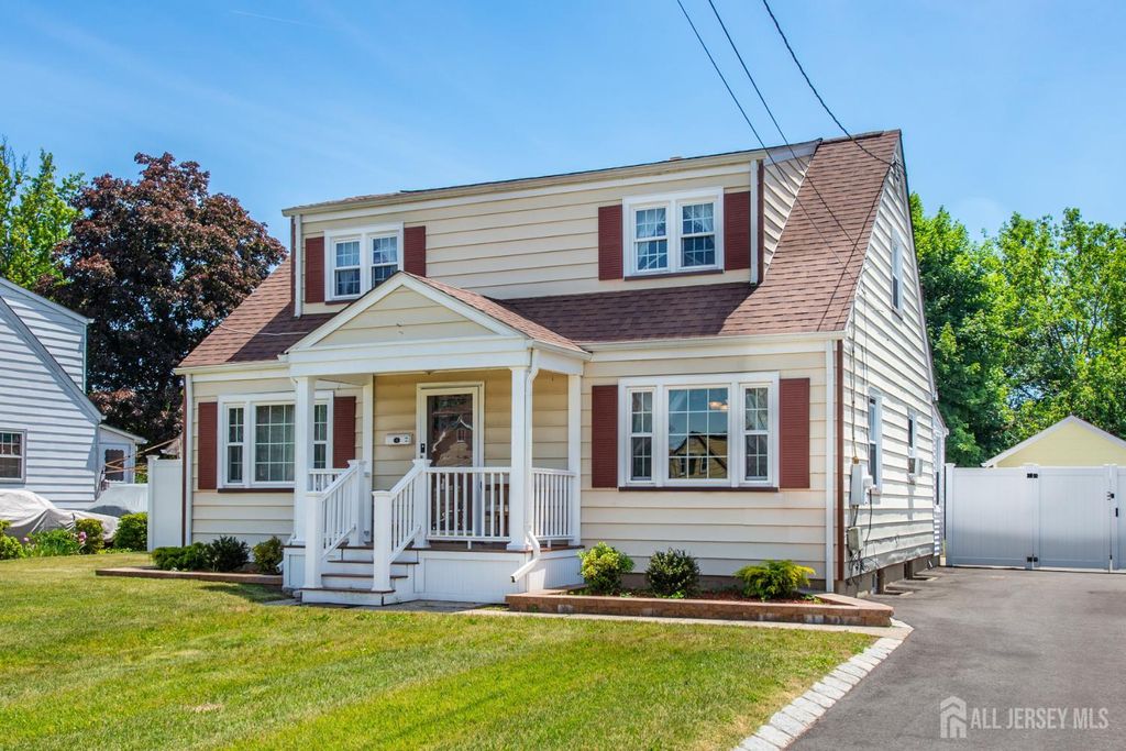 146 Giles Avenue, Middlesex, NJ 08846