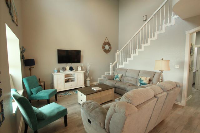 1648 Sandpebble Place, Surfside Beach, TX 77541