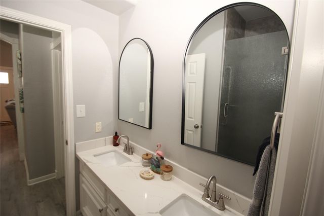 1648 Sandpebble Place, Surfside Beach, TX 77541