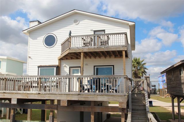 1648 Sandpebble Place, Surfside Beach, TX 77541