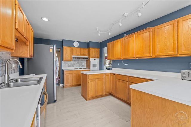 1120 N Brainard Street, Naperville, IL 60563