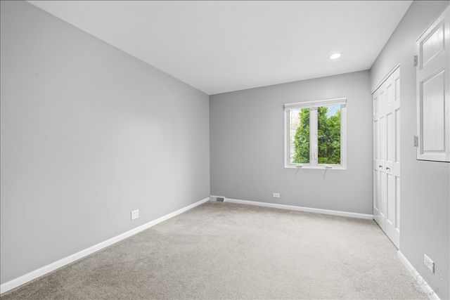 1120 N Brainard Street, Naperville, IL 60563