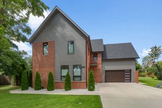 2328 Greenfield Drive, Glenview, IL 60025