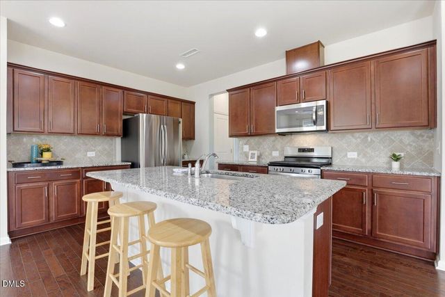 814 Bristol Bridge Drive, Cary, NC 27519