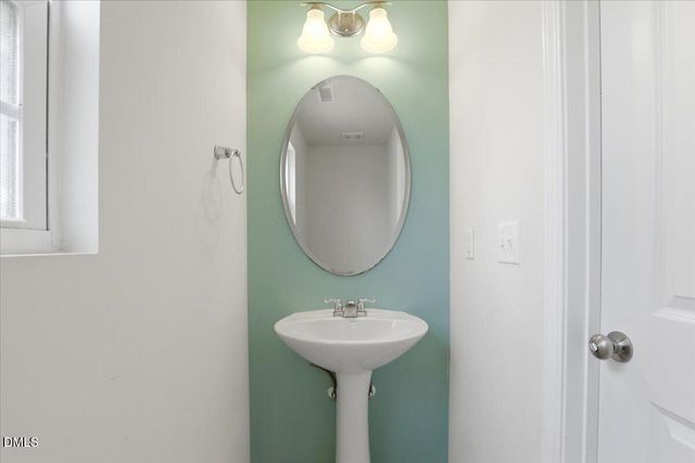 814 Bristol Bridge Drive, Cary, NC 27519