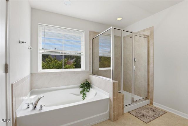 814 Bristol Bridge Drive, Cary, NC 27519