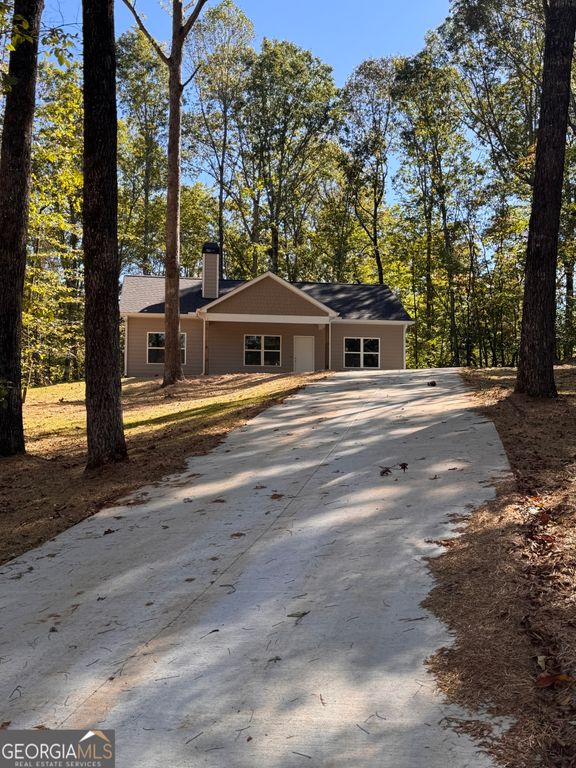 97 Hawks Ridge Ct, Cleveland, GA 30528