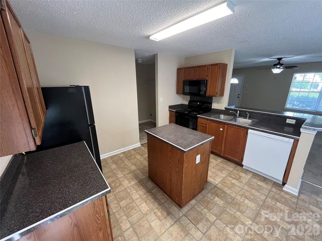 10636 Greatford Court, Charlotte, NC 28215