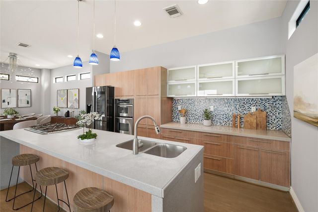 2310 Camden Drive, Houston, TX 77021