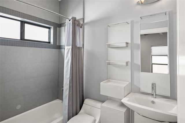 2310 Camden Drive, Houston, TX 77021