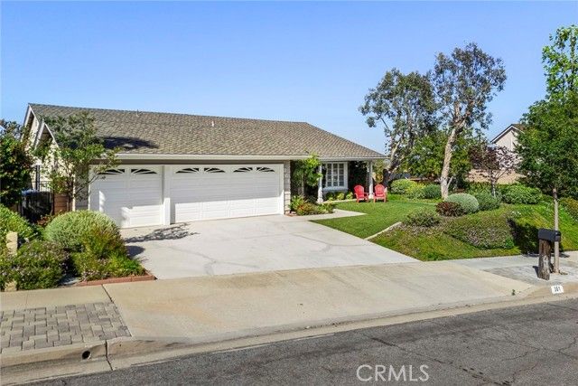 361 E Country Hills, La Habra, CA 90631