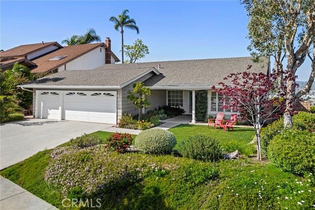 361 E Country Hills, La Habra, CA 90631