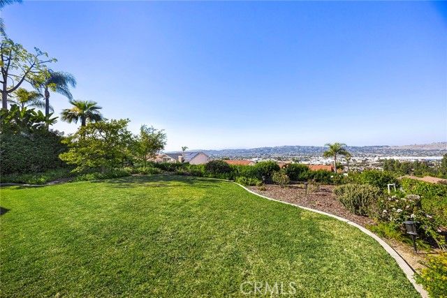 361 E Country Hills, La Habra, CA 90631