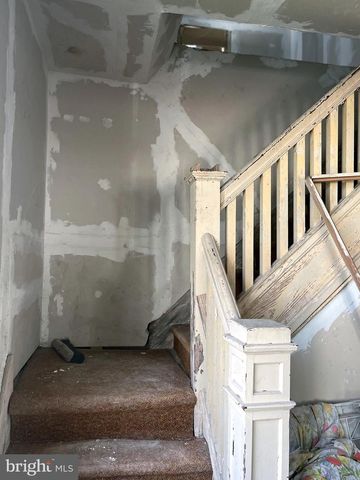 340 E 5TH ST, Mount Carmel, PA 17851