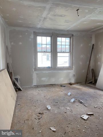 340 E 5TH ST, Mount Carmel, PA 17851