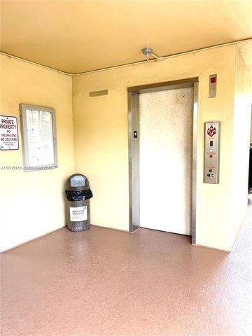 6071 NW 61st Avenue 311, Tamarac, FL 33319