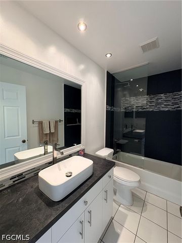 2823 SW 39th TER, Cape Coral, FL 33914