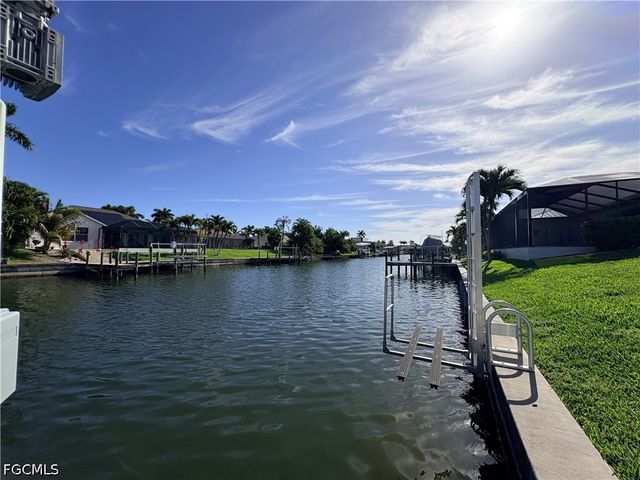 2823 SW 39th TER, Cape Coral, FL 33914