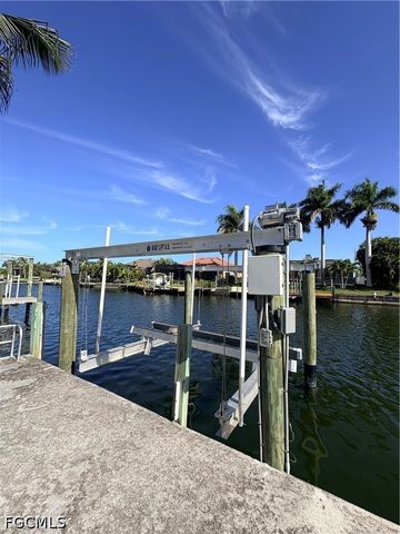 2823 SW 39th TER, Cape Coral, FL 33914