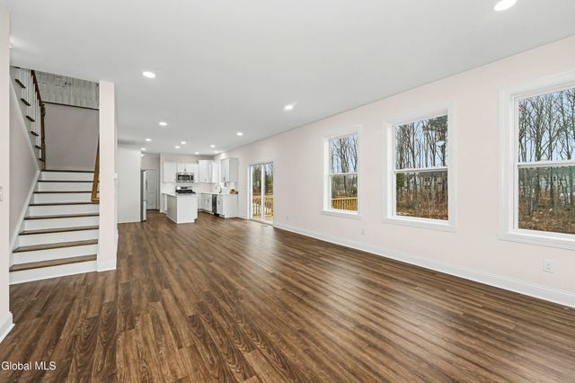 14 Balsam Court, Ballston, NY 12019