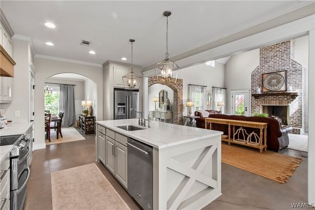 15143 Highland, Duncanville, AL 35456