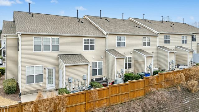 2958 Casona Way, Raleigh, NC 27616