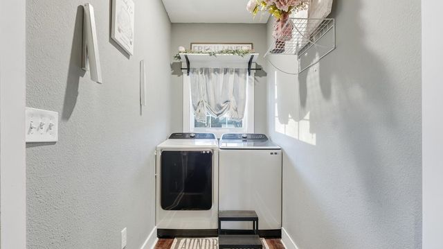 8 W 8th Street, Chickamauga, GA 30707