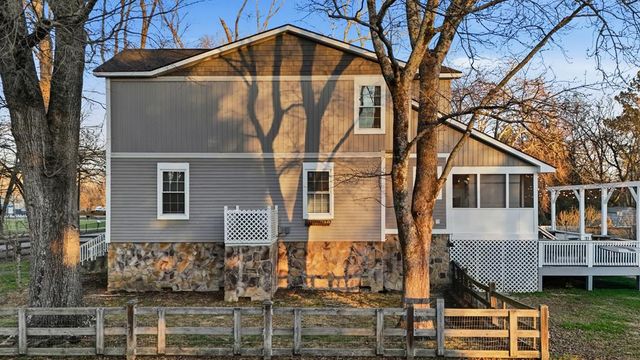 8 W 8th Street, Chickamauga, GA 30707